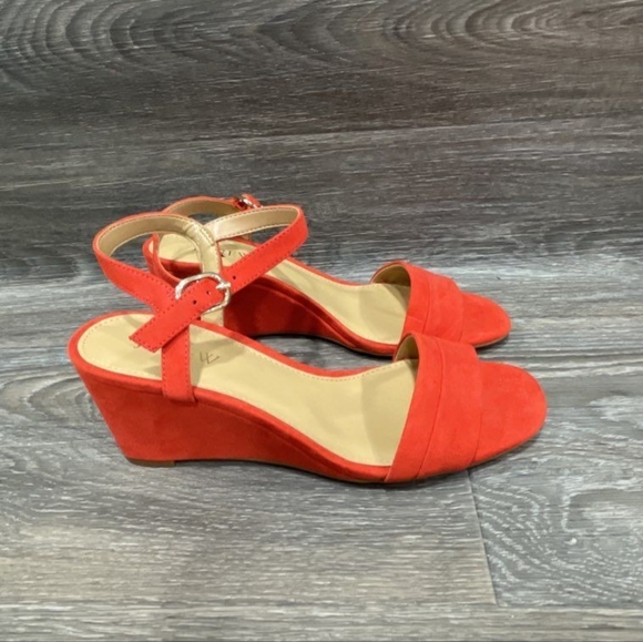 NEW J Crew Designer Elegant Red Wedge WomenSandals Stiletto Heels 7.5  8  8.5 - Picture 6 of 7